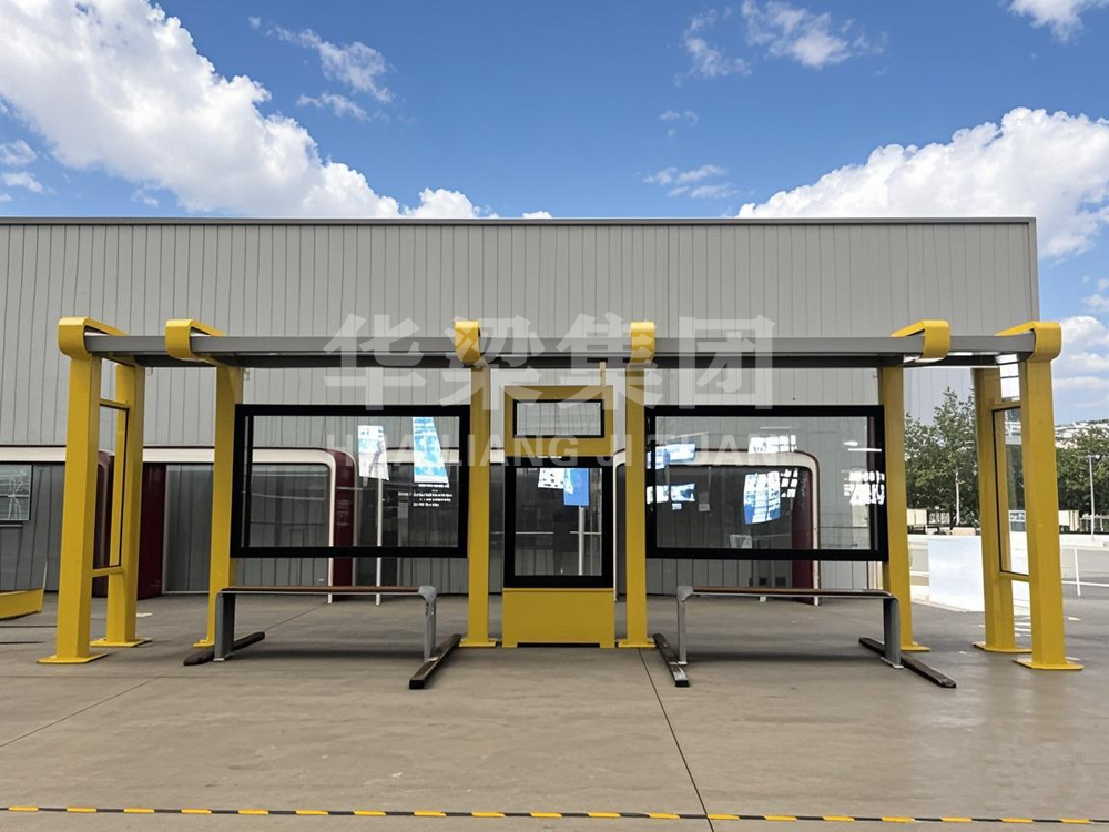 [25.4.8]安徽省某市定制款公交候車亭項目裝車發(fā)貨