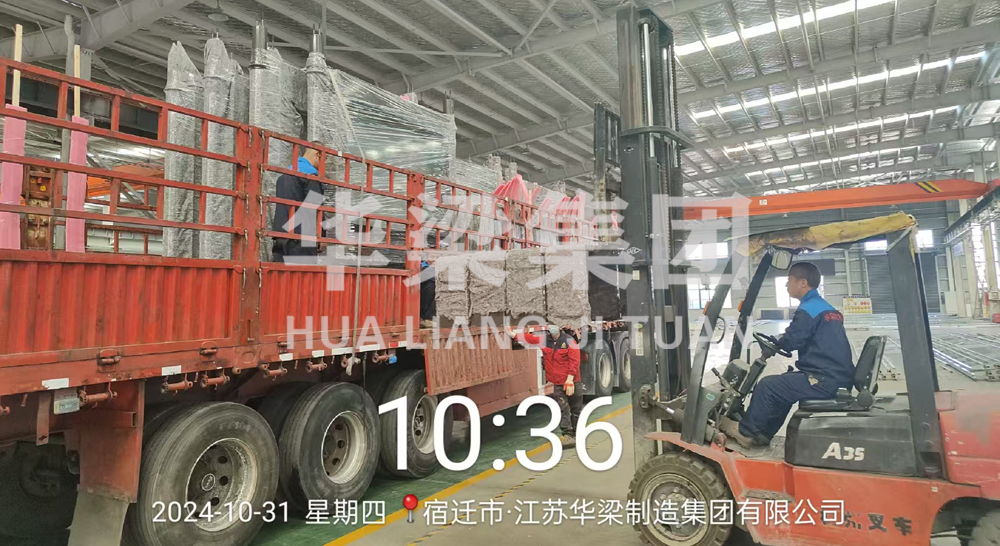 [24.10.31]江蘇省定制款公交候車亭項目裝車發(fā)貨(圖3)